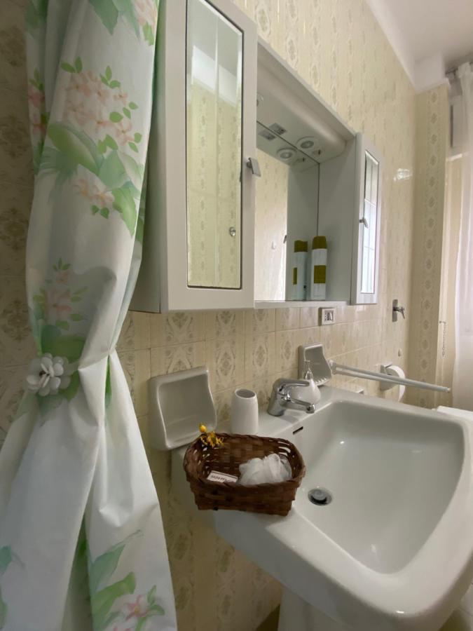 Appartamento Relax in Taranto Esterno foto