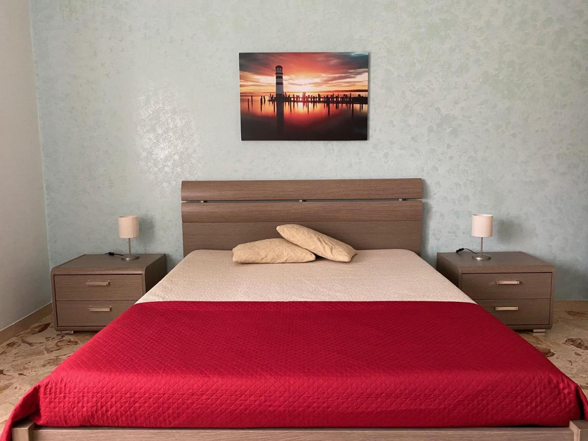 Appartamento Relax in Taranto Esterno foto