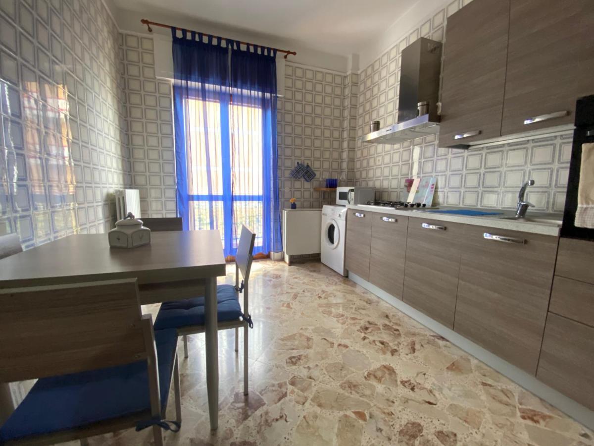 Appartamento Relax in Taranto Esterno foto
